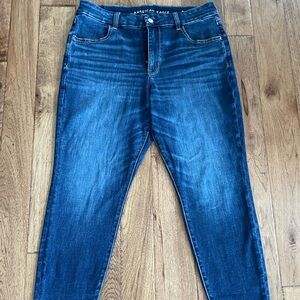 AE Next Level Curvy Jegging - Size 12 Short